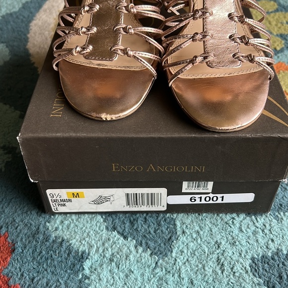 Lt Pink gladiator sandal - Picture 8 of 8